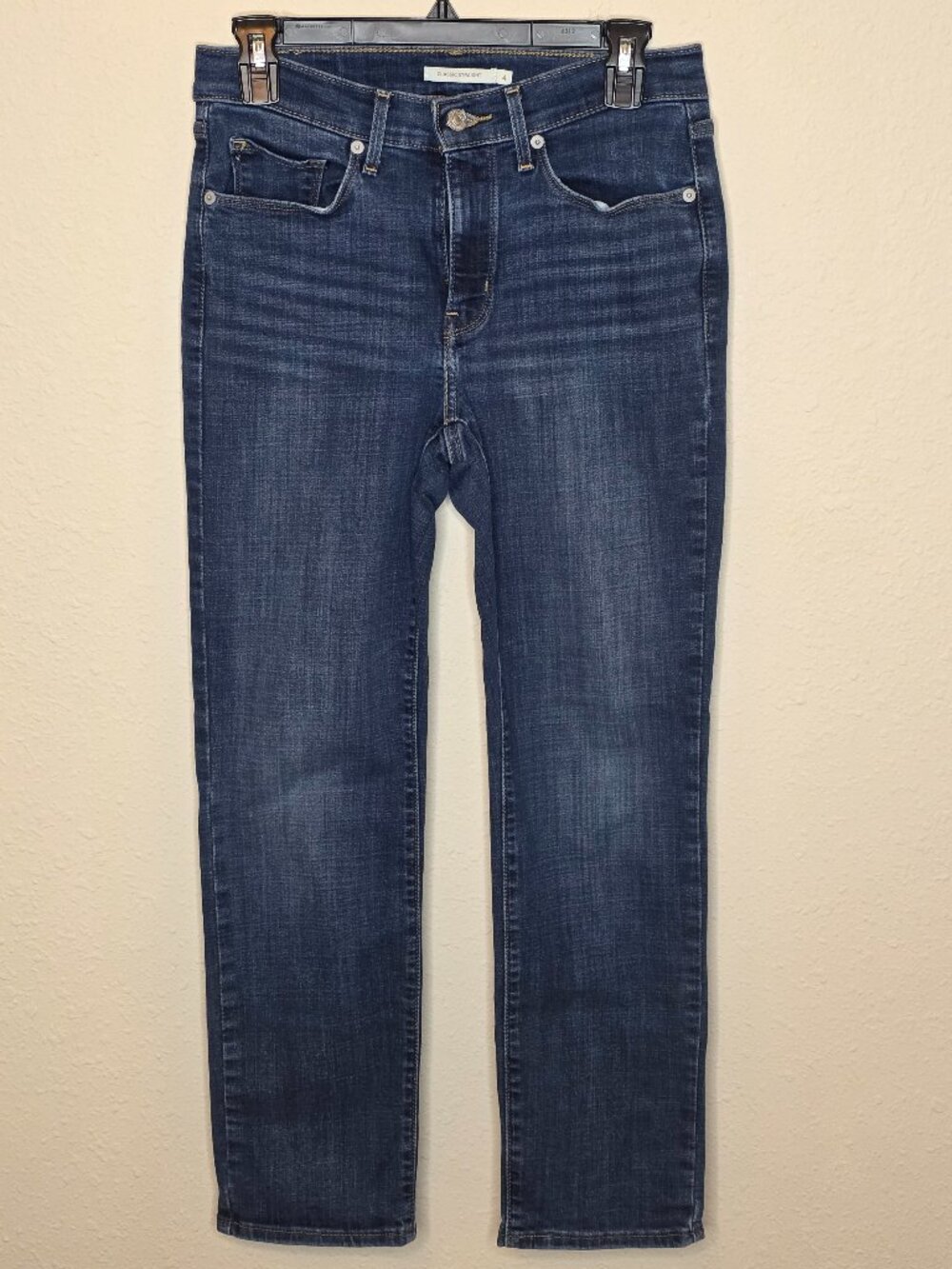 Levi's Classic Straight Women's Denim Jeans, Size 4